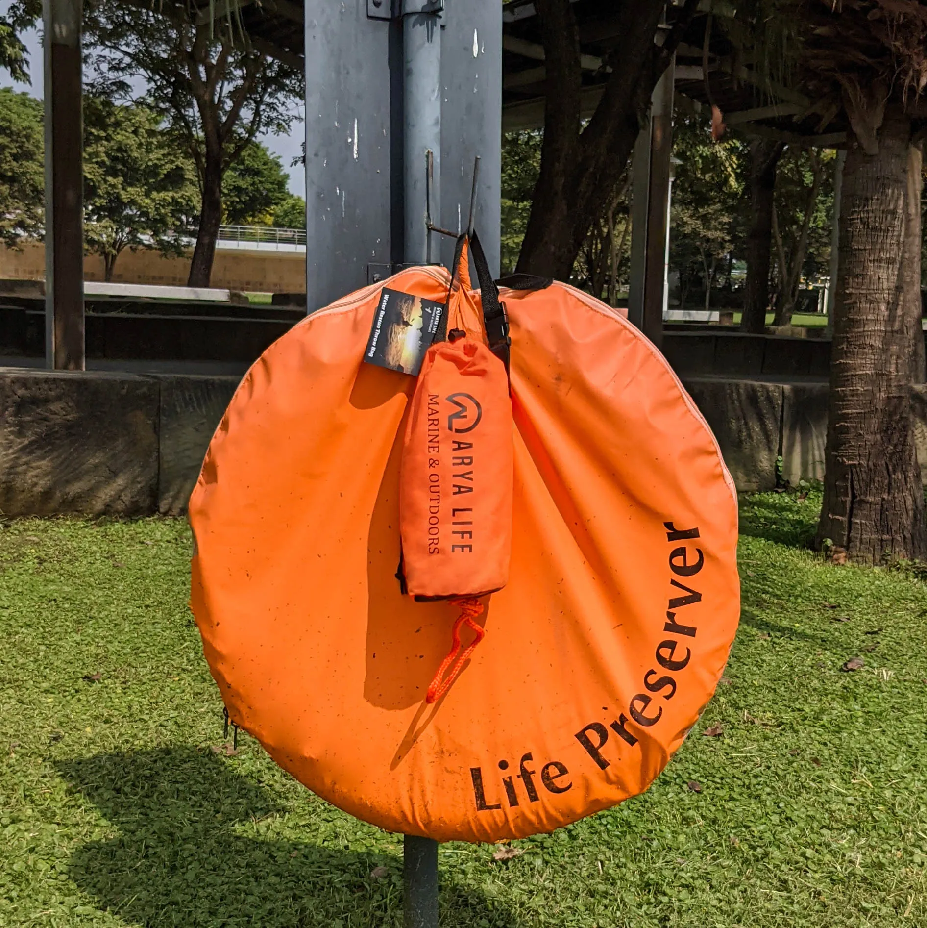 Arya Life Throw Rope Rescue Bag with 70ft of Marine Rope