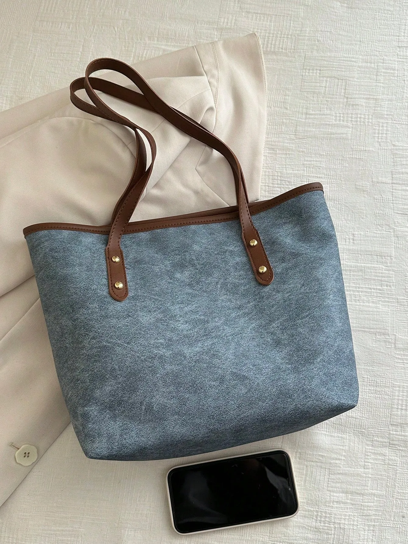 Blue PU Leather Rivet Decor Zipper Closure Large Capacity Simple And Versatile Tote Shoulder Bag