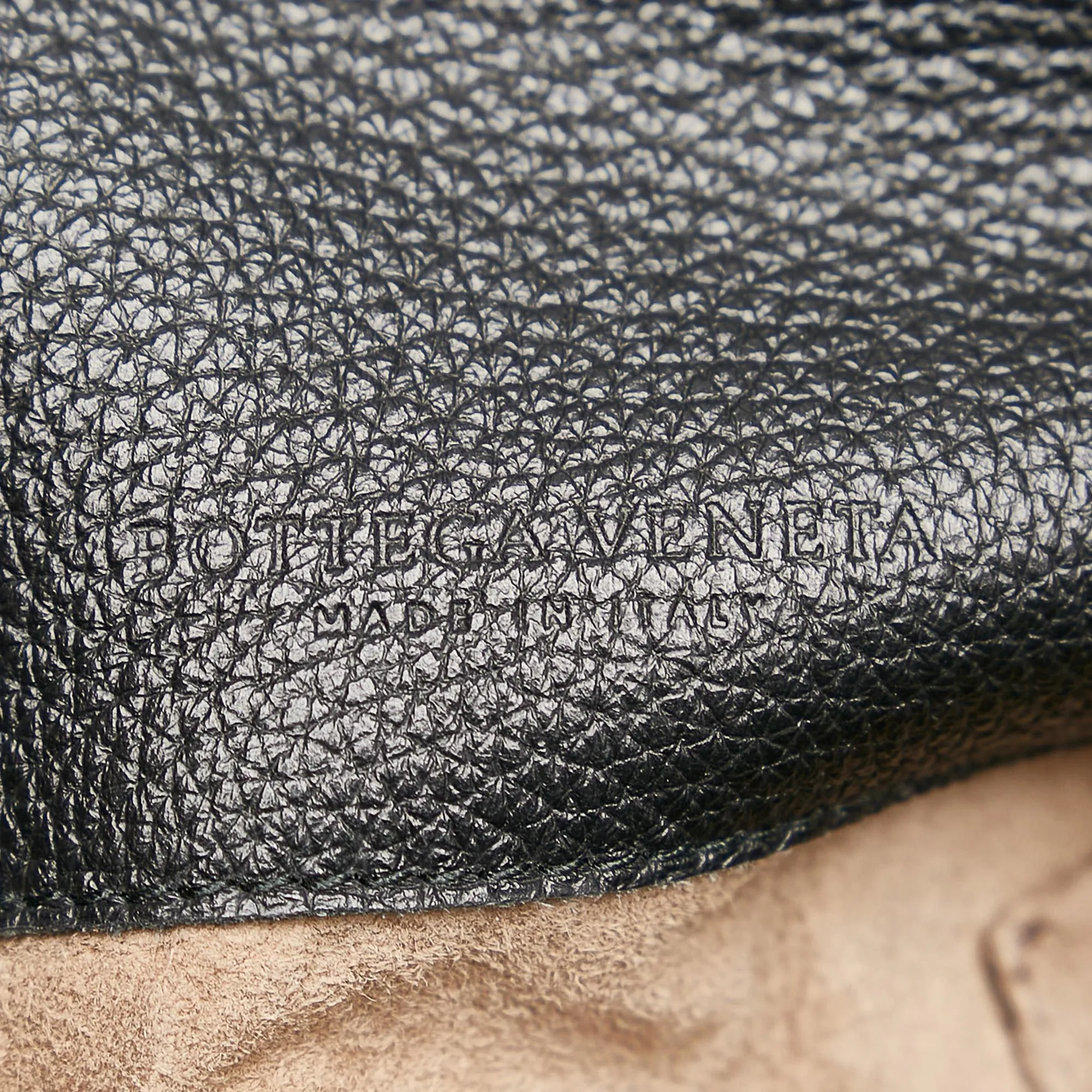 Bottega Veneta Cervo Hobo Bag (SHG-29542)