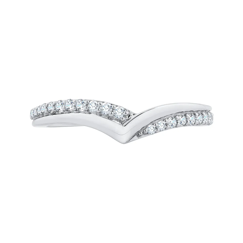 KATARINA Prong set Diamond V Curve Anniversary Ring (1/5 cttw)