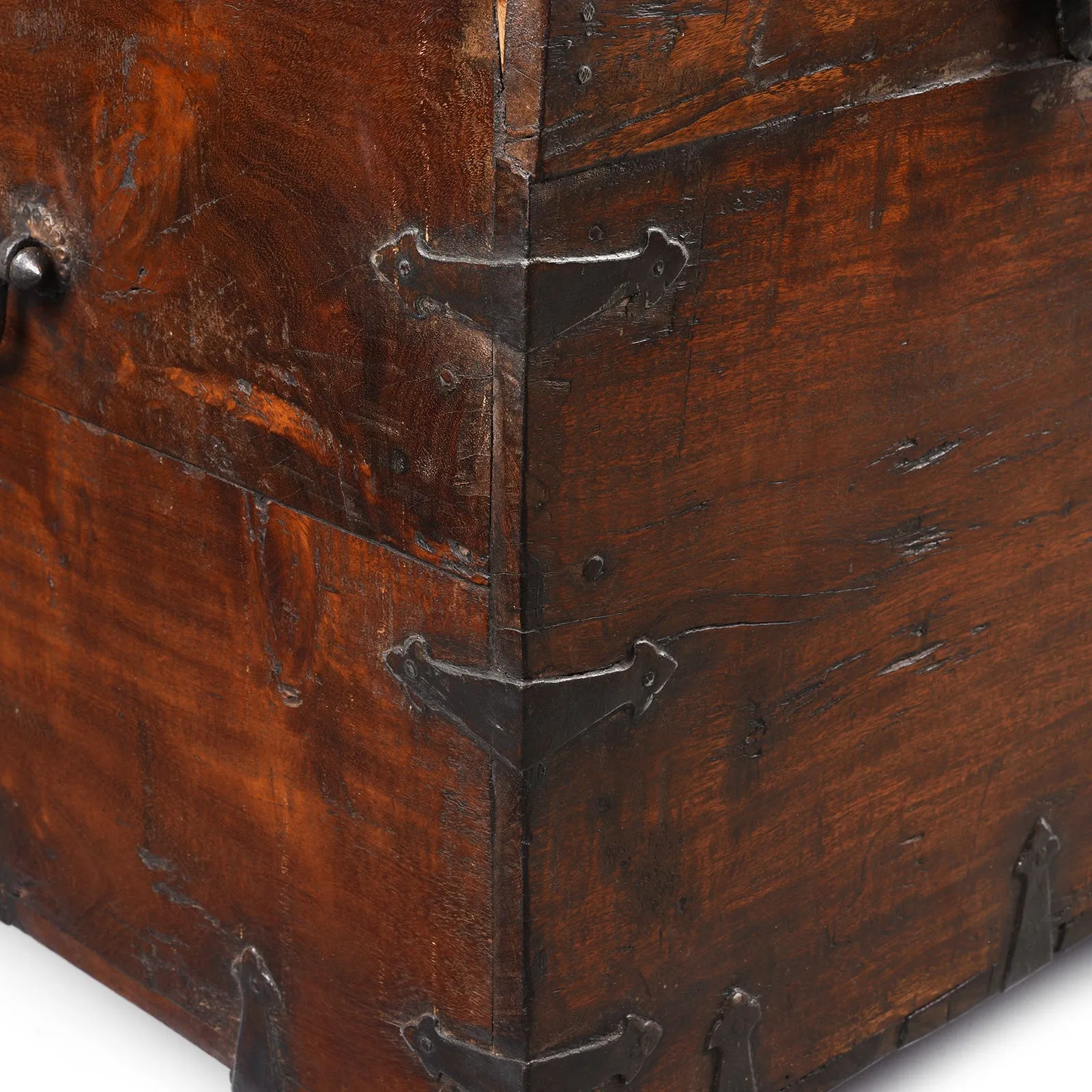 Roheda Dowry Chest From Rajasthan - 19th Century