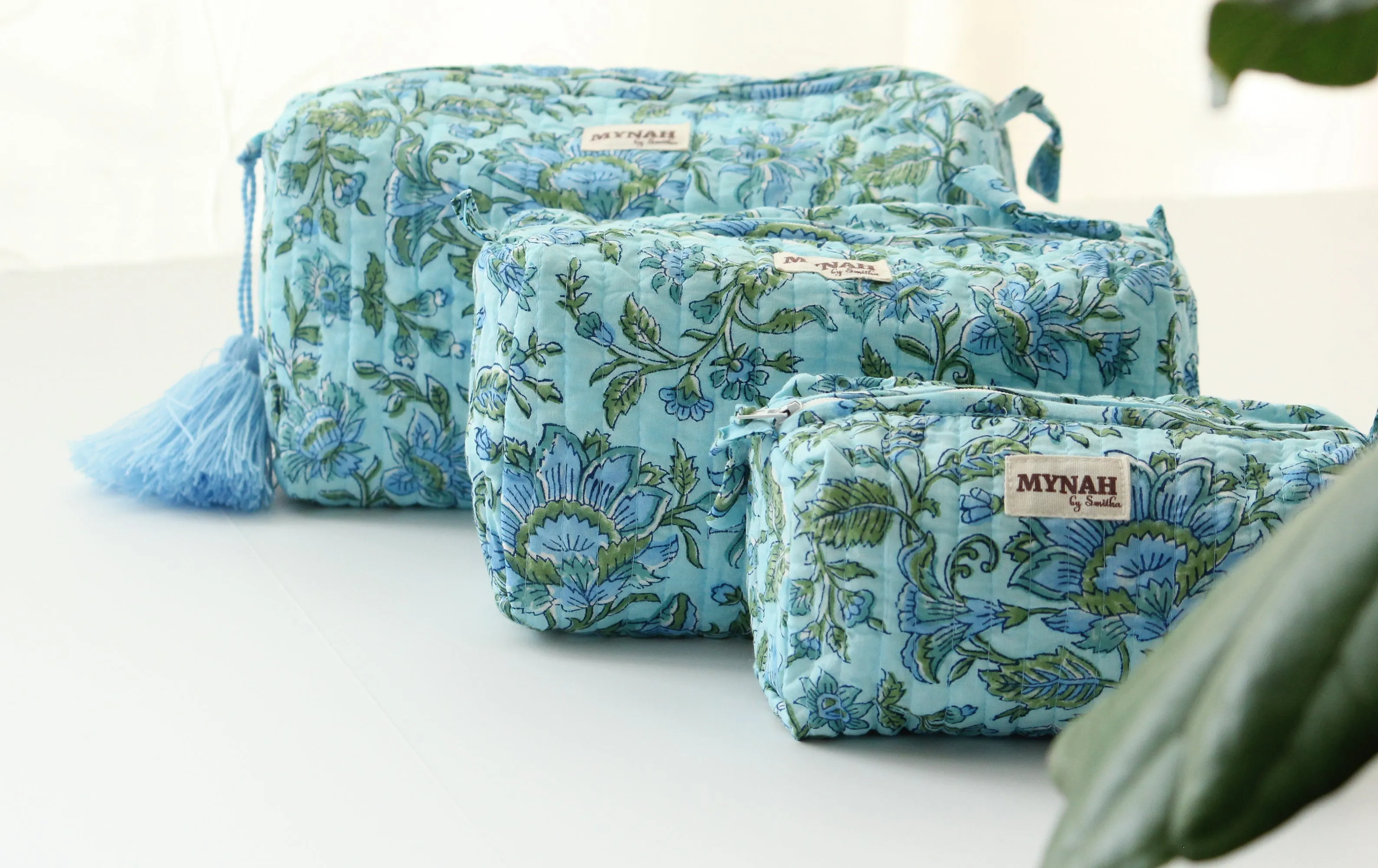 'SEA FOAM' printed travel/makeup zipper pouch-set of 3